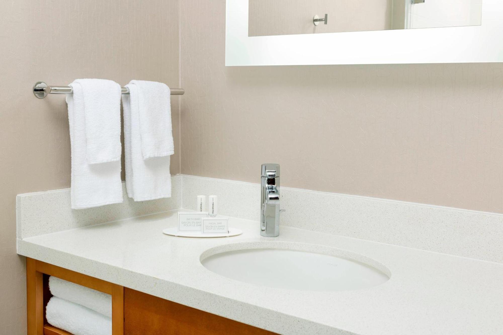 Springhill By Marriott Mission Valley Hotel 3*