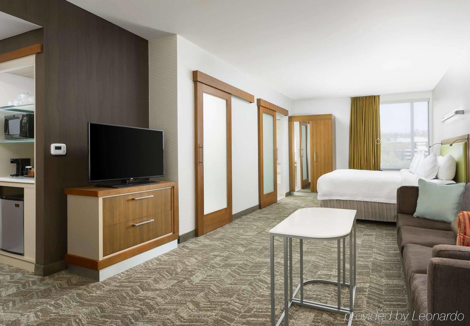 Hotel Springhill By Marriott Mission Valley 3*