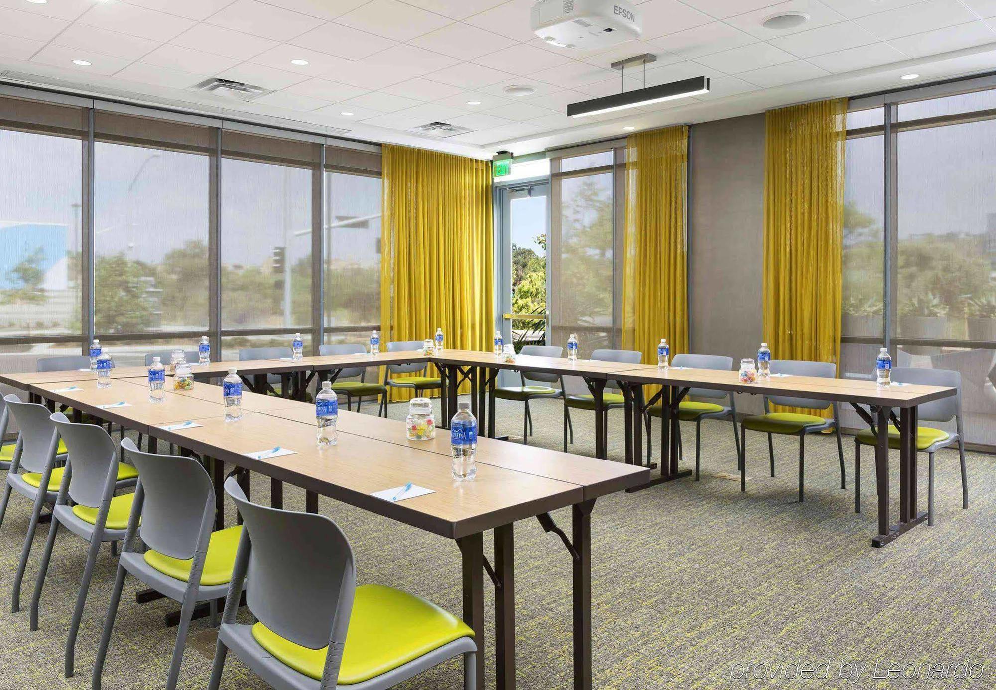 Springhill By Marriott Mission Valley 3*