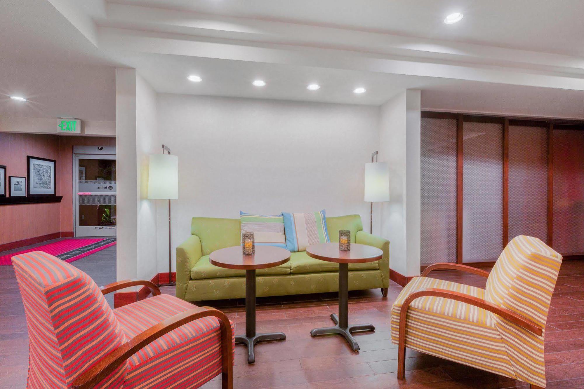 Hotel Springhill By Marriott Mission Valley 3*